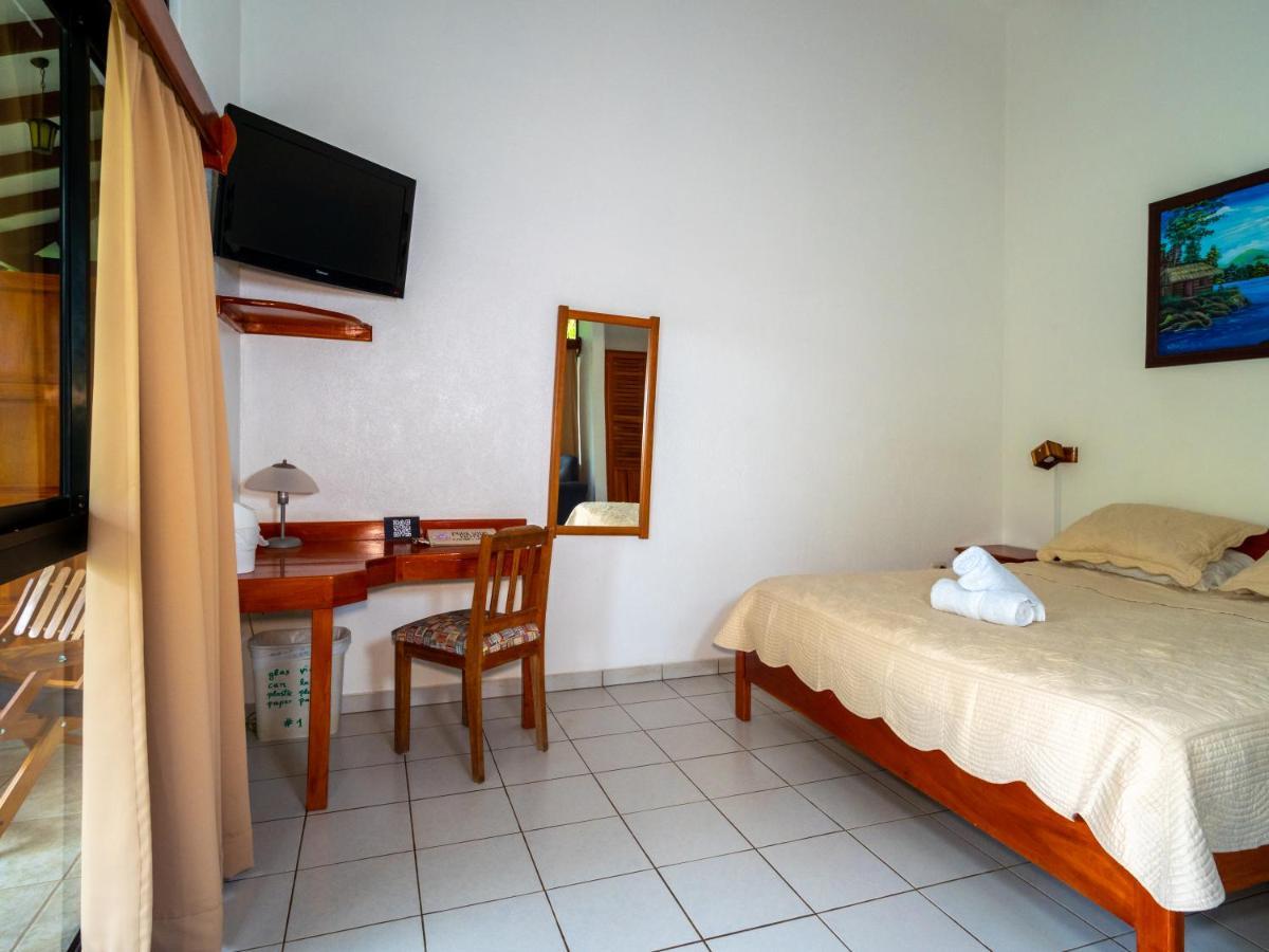 Hotel Colinas Del Sol 아테나스 외부 사진